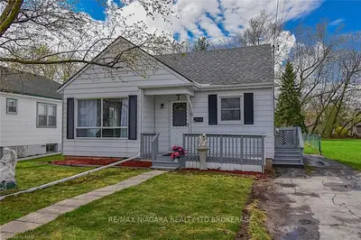 154 High Street, Fort Erie, ON L2A 3R1