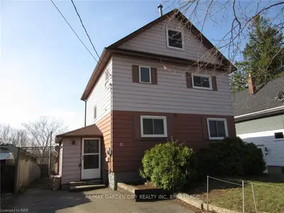 31 Fitch Street, Welland, ON L3C 4V3