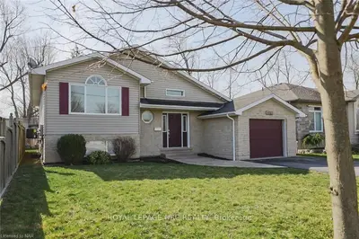 500 ALBANY Street, Fort Erie, ON L2A 1L8