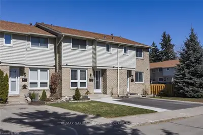 6767 THOROLD STONE Road 17, Niagara Falls, ON L2J 3W9