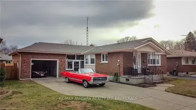 6484 BRACKEN Street, Niagara Falls, ON L2E 5J4