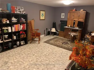 310 Gage Street, Niagara-on-the-lake, On L0s 1j0