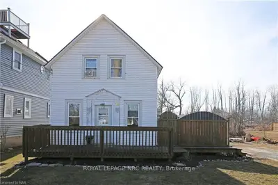 29 ALBERT Street, Fort Erie, ON L2A 5K9