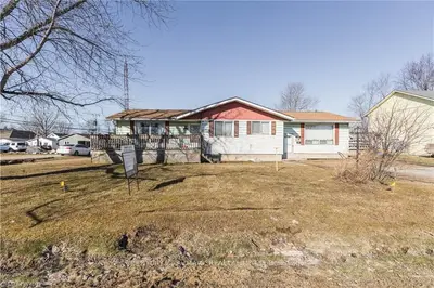 477 LAKESIDE Road, Fort Erie, ON L2A 4X8
