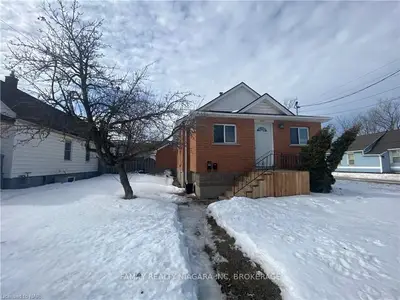5609 Buchanan Avenue, Niagara Falls, ON L2G 3T9