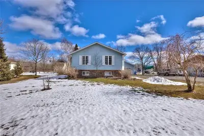 104 MUMBY Road, Haldimand County, ON N1A 2W5