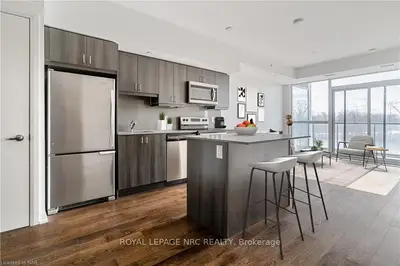 7711 GREEN VISTA Gate 304, Niagara Falls, ON L2H 1R1