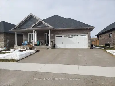 - LOT 11 SHERRILEE Crescent, Niagara Falls, ON O1O 1O1
