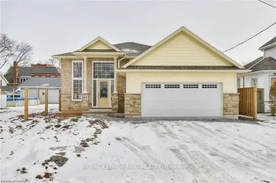 _ LOT 2 PARSA Street, Niagara Falls, ON O1O 1O1