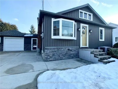 15 FIELD Road, Niagara-on-the-Lake, ON L0S 1T0