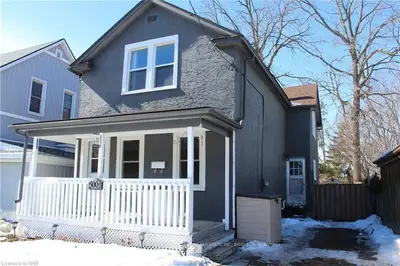 5005 ST. LAWRENCE Avenue, Niagara Falls, ON L2E 3Y4