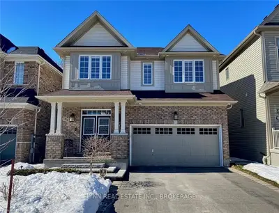 8557 SWEET CHESTNUT Drive, Niagara Falls, ON L2H 0N1