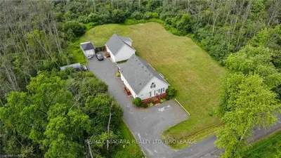 995 ARTHUR Street, Fort Erie, ON L2A 4J1
