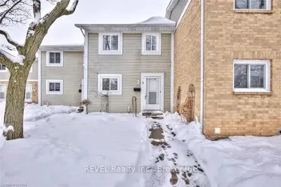 38 ELMA Street 5, St. Catharines, ON L2N 6Z3