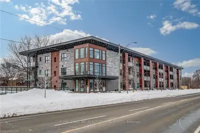 212 Lakeport Road 102, St. Catharines, ON L2N 0B4