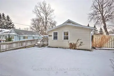 3834 Roxborough Avenue, Fort Erie, ON L0S 1B0