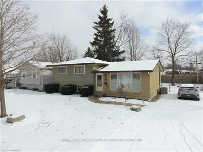 410 Lakeside Road, Fort Erie, ON L2A 4X5