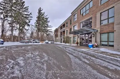 2799 ST. PAUL Avenue 3, Niagara Falls, ON L2J 4H3