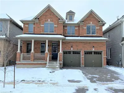 8576 Sweet Chestnut Drive, Niagara Falls, ON L2H 0N1