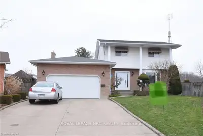 12 PIONEER Court, St. Catharines, ON L2N 7B6