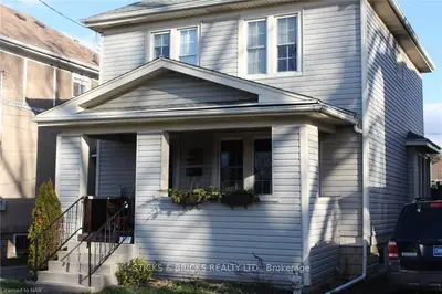 200 LAKE Street, St. Catharines, ON L2R 5Z1