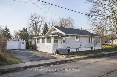 240 OXFORD Avenue, Fort Erie, ON L0S 1B0