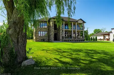 2729 NIAGARA PARKWAY Parkway, Fort Erie, ON L2A 5M4