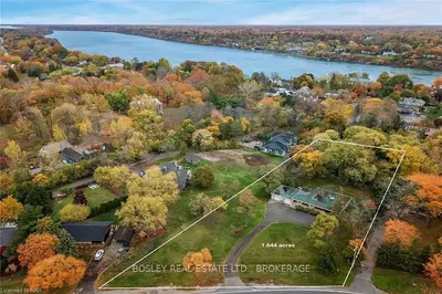 14461 Niagara River Parkway, Niagara-on-the-lake, On L0s 1l0