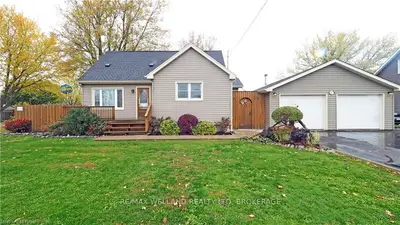 527 CLARENCE Street, Port Colborne, ON L3K 3H3