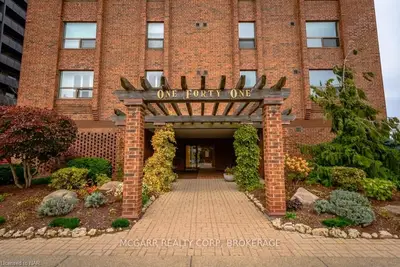 141 Church Street 202, St. Catharines, On L2r 7l7