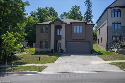 3 KENMIR Avenue, Niagara-on-the-Lake, ON L0S 1J0