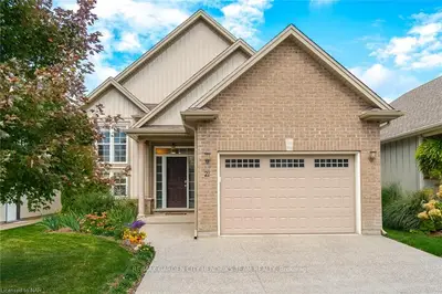 21 RIESLING Drive, Niagara-on-the-Lake, ON L0S 1J0