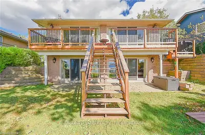 10415 LAKESHORE Road W, Wainfleet, ON L3K 5V4