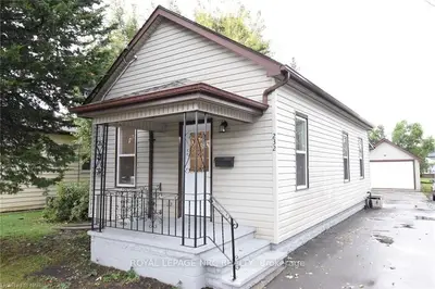 232 FARES Street, Port Colborne, ON L3K 1W4