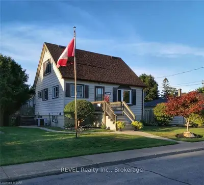 174 PARK Street, Port Colborne, ON L3K 3J2