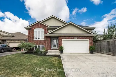 6537 MARY DRIVE Drive, Niagara Falls, ON L2H 0B5