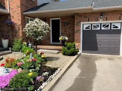 344 Main Street Street E 1, Grimsby, On L3m 1r2