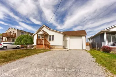 8155 WOODBINE Street, Niagara Falls, ON L2H 1C8