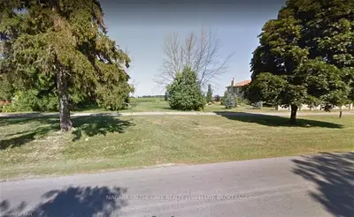 15686 Niagara Parkway, Niagara-on-the-lake, On L0s 1j0
