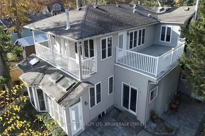8 Addison Avenue, Niagara-on-the-lake, On L0s 1j0