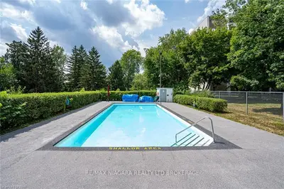 359 Geneva Street 405, St. Catharines, On L2n 2g5