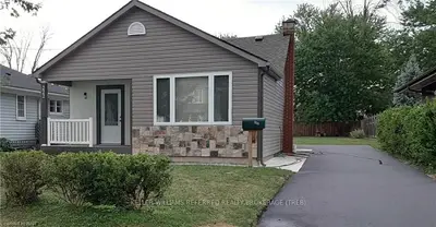 222 STANTON Street, Fort Erie, ON L2A 3N7