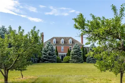 2360 Honsberger Avenue, Lincoln, On L0r 1s0