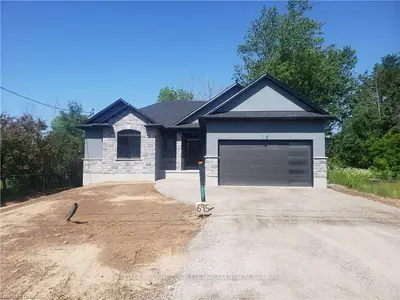 695 BUFFALO Road, Fort Erie, ON L2A 5G7