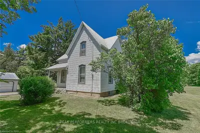 5167 SIXTEEN Road, West Lincoln, ON L0R 1Y0