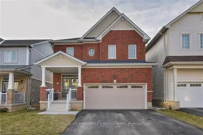 7711 Shadbush Lane, Niagara Falls, On L2h 0p1
