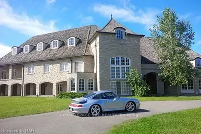 3425 Niagara Parkway, Fort Erie, On L2a 5m4