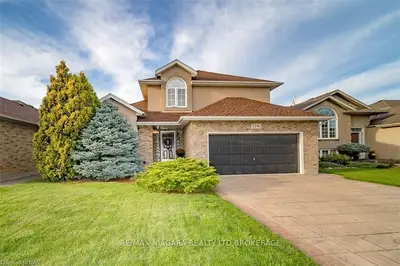 7741 Cameron Court, Niagara Falls, ON L2H 3G9