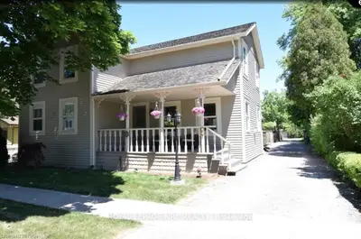 79 Johnson Street, Niagara-on-the-lake, On L0s 1j0