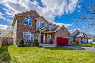 2 HOPE Avenue, Niagara-on-the-Lake, ON L0S 1J0